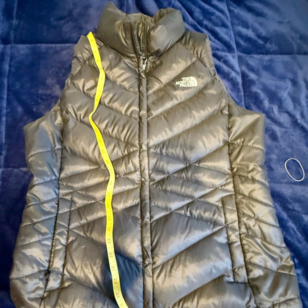 The North Face Women Black Puffer Vest 550